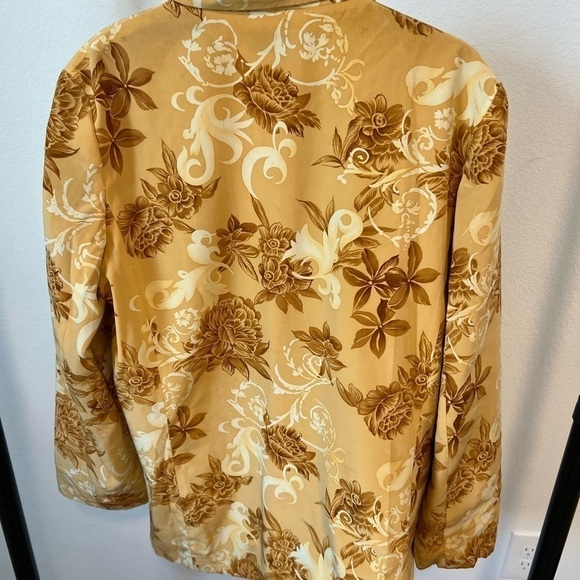 𝅺vintage Saks Fifth Avenue Women’s Silk Blazer Size Medium - Picture 7 of 13